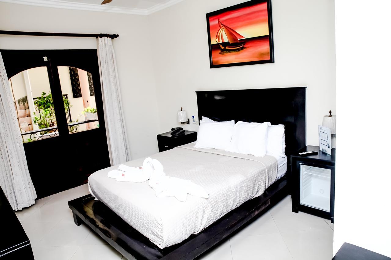 Hotel Seranta Brisas De Bavaro (Adults Only) Punta Cana Eksteriør billede