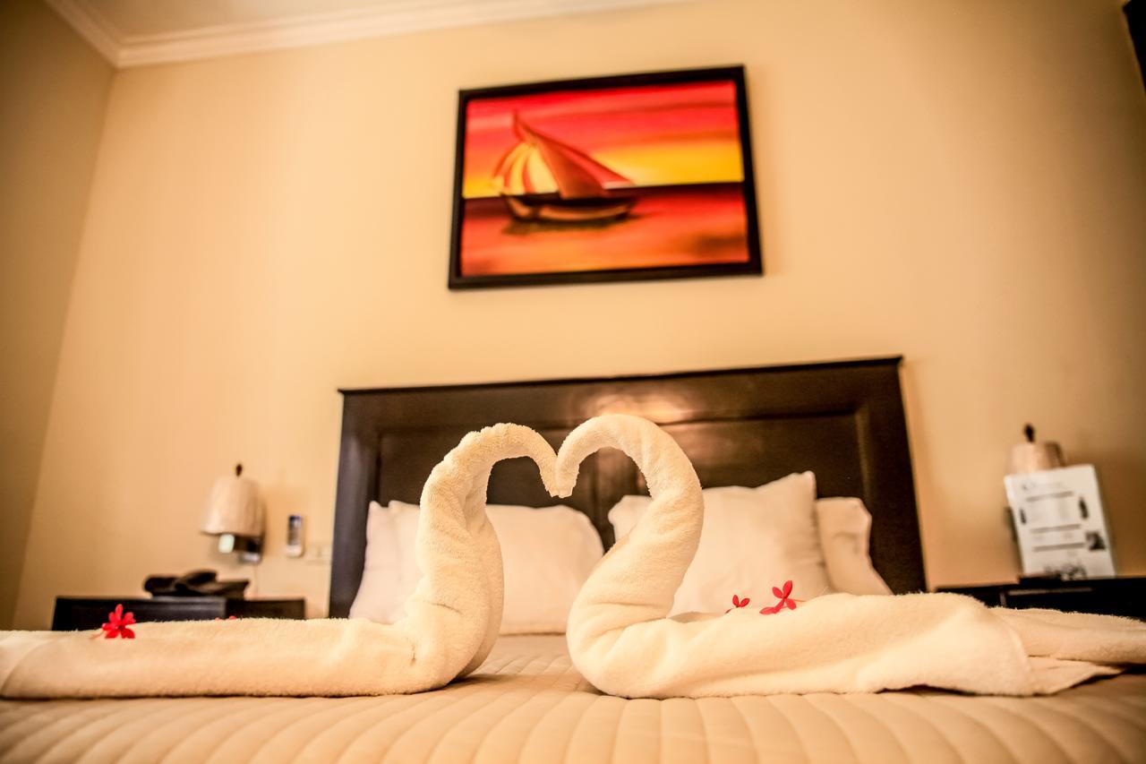 Hotel Seranta Brisas De Bavaro (Adults Only) Punta Cana Eksteriør billede