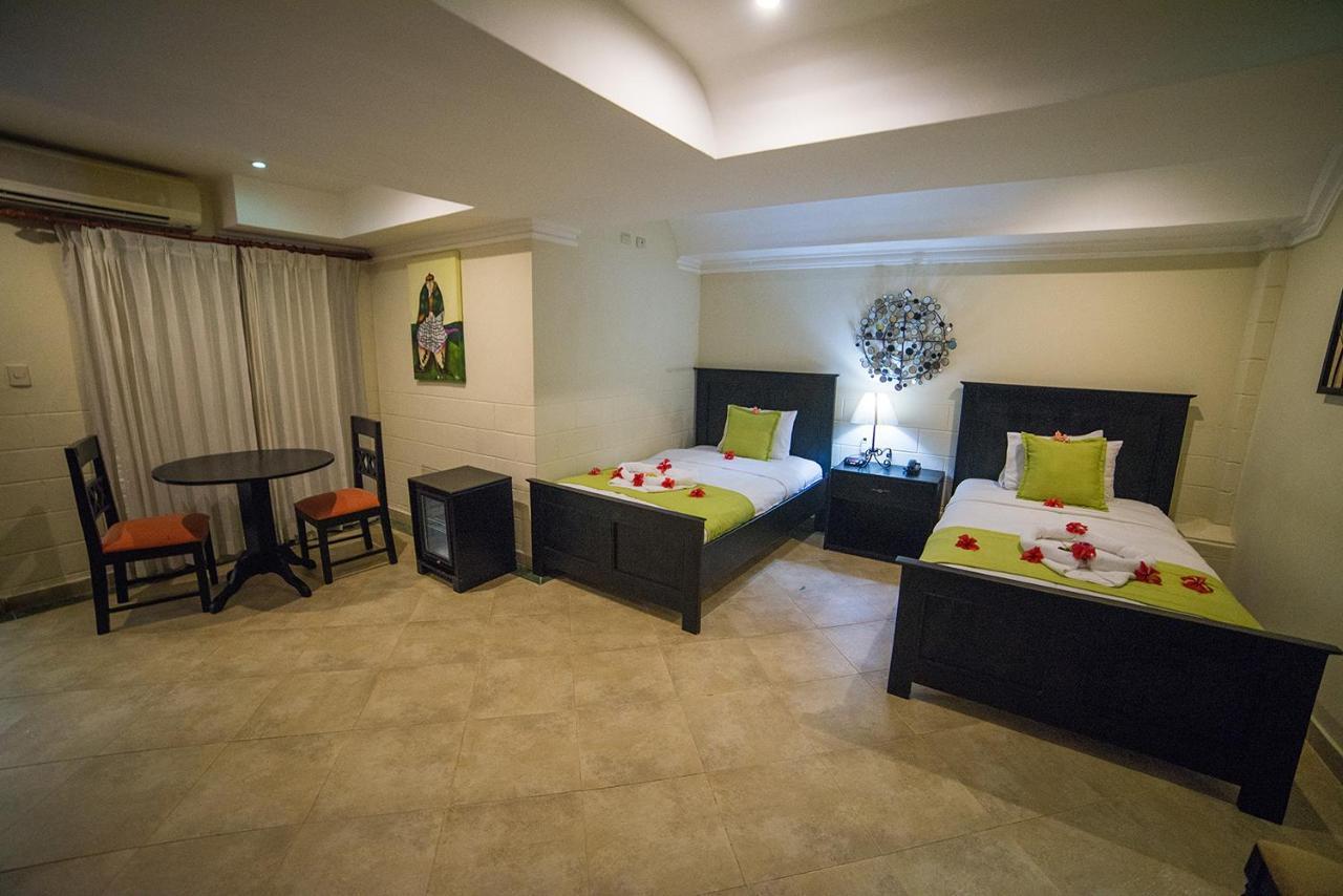 Hotel Seranta Brisas De Bavaro (Adults Only) Punta Cana Eksteriør billede