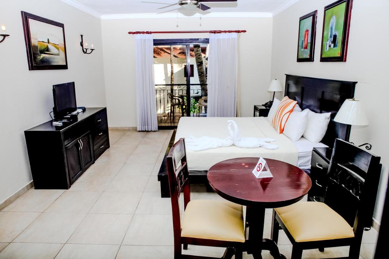 Hotel Seranta Brisas De Bavaro (Adults Only) Punta Cana Eksteriør billede